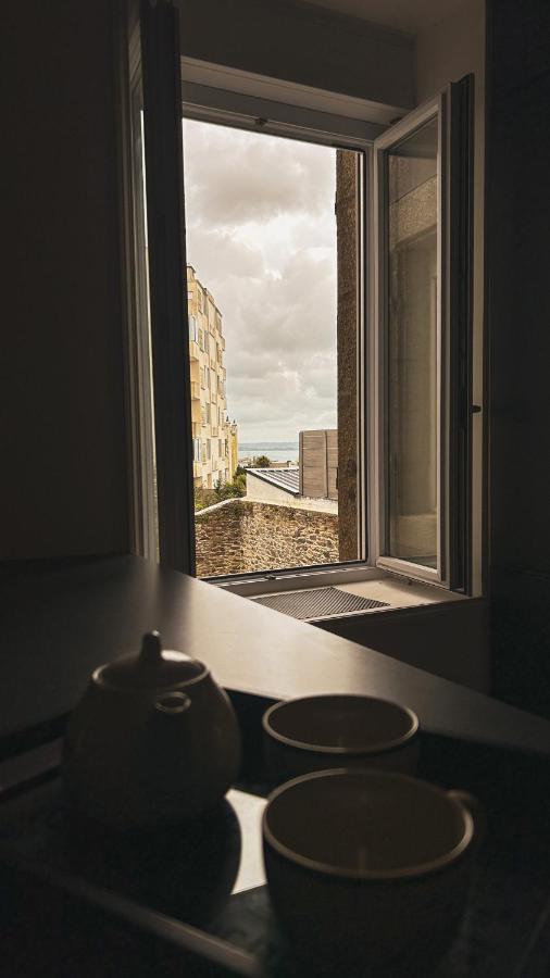 Appartement Centre Ville - Proche Gare ブレスト エクステリア 写真